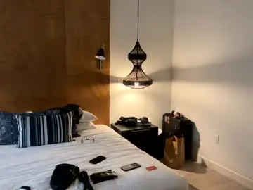 Free Live Porn with odinn_freyaa - Chaturbate