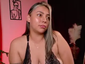 Live Sex Cam with zara_nova - Chaturbate