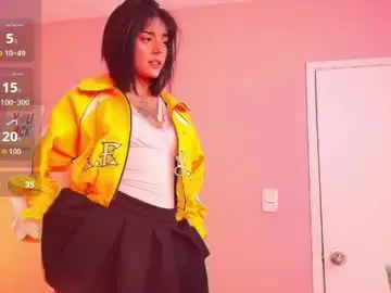 Live Sex Cam with milu_carbajal_x - Chaturbate