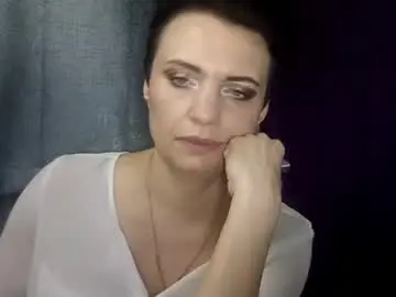 Live Sex with hotmamaqueen234 - Chaturbate