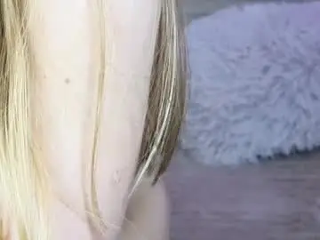 Nude Webcam with oxy_foxie - Chaturbate