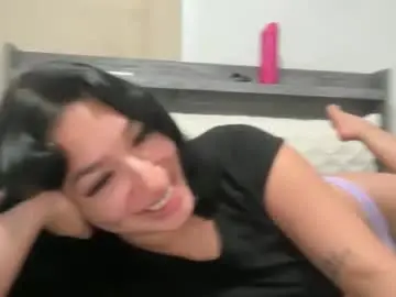 Live Sex with penelopeinwonderland - Chaturbate