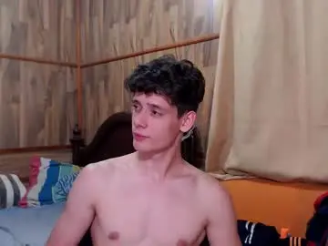Adult Video Chat with powertwinky - Chaturbate