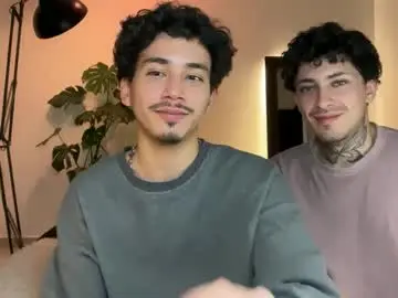 Free Porn Cam with noah_and_steven - Chaturbate