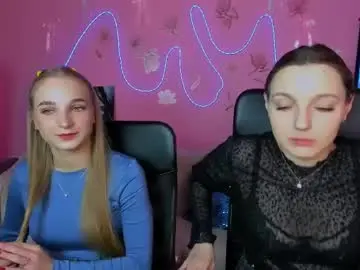 Sex Cam with ollivia_dream - Chaturbate