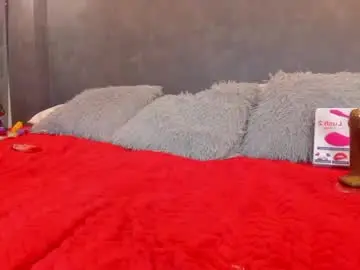Live Sex Cam with danaandthamaraangels - Chaturbate