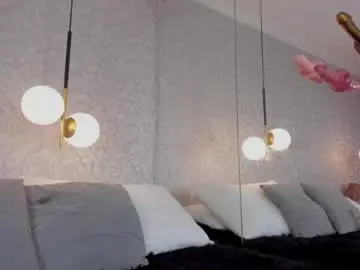 Watch Live Sex Cams with danaandthamaraangels - Chaturbate
