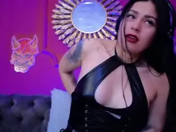 Best live sex cam show with julieta_russell - Chaturbate