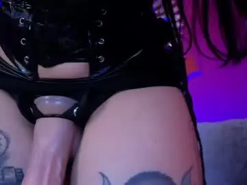 Best live sex cam show with julieta_russell - Chaturbate