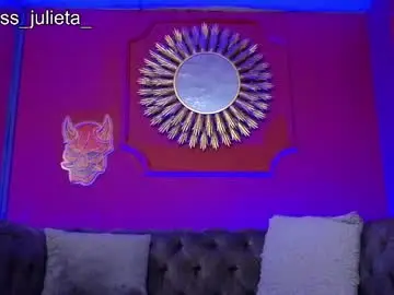 Live Sex with julieta_russell - Chaturbate
