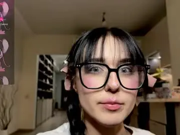 Live Sex with alicelannei - Chaturbate