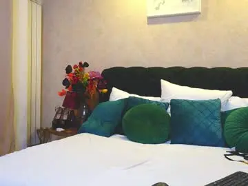Live Sex with mystiquerosee - Chaturbate