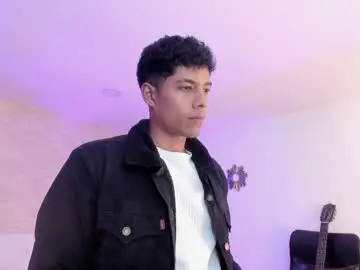 Sex Cam with victorycassus - Chaturbate