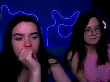 Sex Cam with aria_glow - Chaturbate
