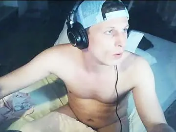 Nude Webcam with mikiluk - Chaturbate