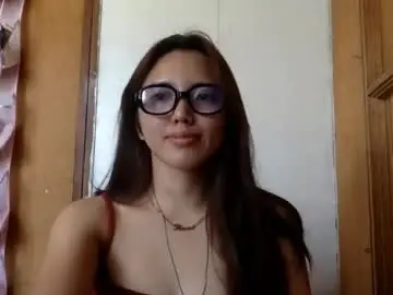 Adult Webcam with nataliechristopoulos - Chaturbate