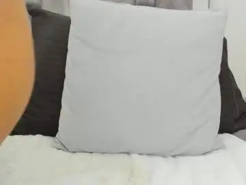 Nude Webcam with alyssia_oceann - Chaturbate