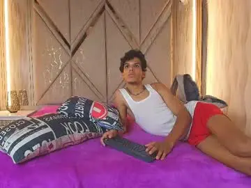 Adult Video Chat with hotcouple_222 - Chaturbate