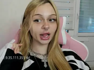 Live Sex with melonipinkbb - Chaturbate