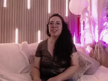 Watch Live Sex Cams with velvet_curly - Chaturbate