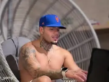 Live Sex Cam with yamp_bigcock - Chaturbate