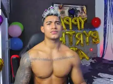 Sex Cam with luigi_hot_ - Chaturbate