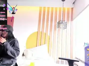 Adult Webcam with vanessadoofenshmirtz - Chaturbate