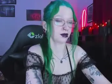 Live Porn with missnikkivill - Chaturbate