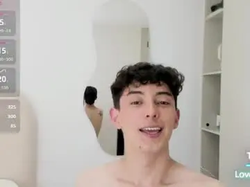 Live Sex Cam with mikebelf4 - Chaturbate