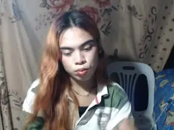 Live Sex with hoelyaurora - Chaturbate