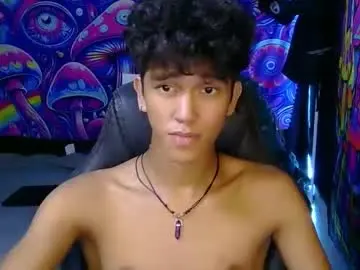 Best live sex cam show with ken_bigcockxx - Chaturbate