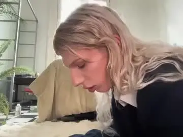 Best live sex cam show with hung_angel_xxl - Chaturbate