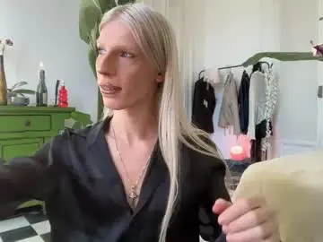 Sex Cam with hung_angel_xxl - Chaturbate
