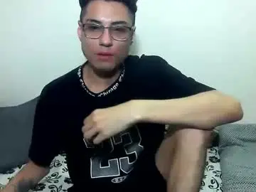 Adult Video Chat with the_rommies - Chaturbate