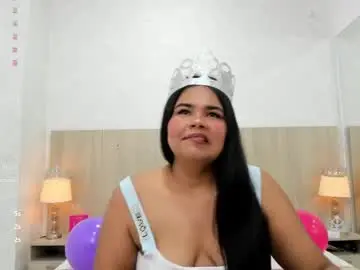 Adult Webcam with esmeralda_salazar - Chaturbate
