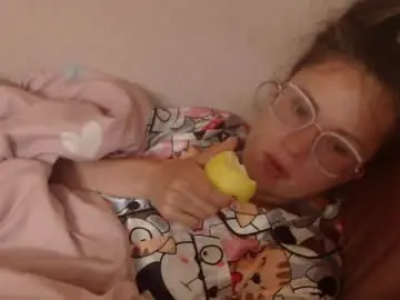 Sex Cam with flowercandydoll - Chaturbate