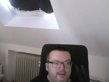 Live Sex Cam with still_alive1985 - Chaturbate