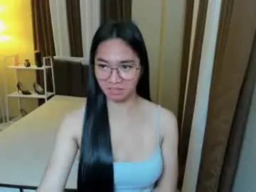 Live Sex Cam with petiteasianmarian - Chaturbate