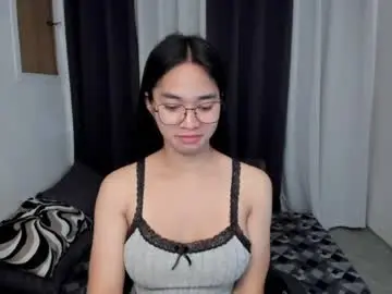 Nude Webcam with petiteasianmarian - Chaturbate