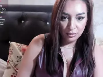 Best live sex cam show with raelledarkstar - Chaturbate