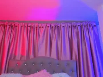 Live Porn with emiiscoot_1 - Chaturbate