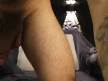 Live Sex Cam with leo_diaz01 - Chaturbate