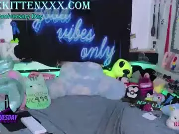 Nude Webcam with kaliekitten - Chaturbate