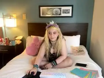 Live Sex Cam with kaliekitten - Chaturbate
