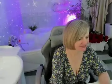 Best live sex cam show with bettygibsonn - Chaturbate