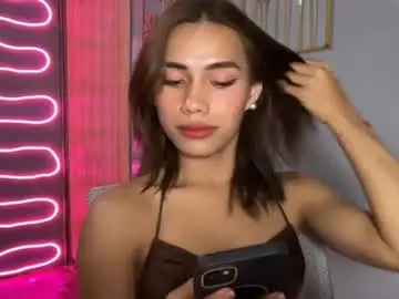 Live Sex with sweet_nikki03 - Chaturbate