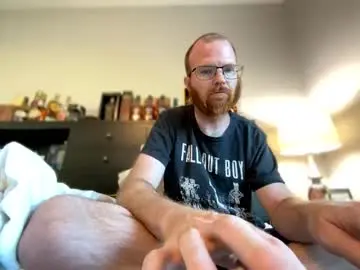 Live Sex Cam with gingerginger111 - Chaturbate