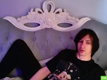 Live Porn with calvinowens - Chaturbate