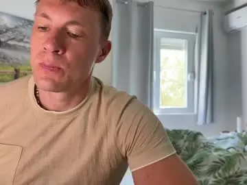 Live Porn with capt_oliver - Chaturbate
