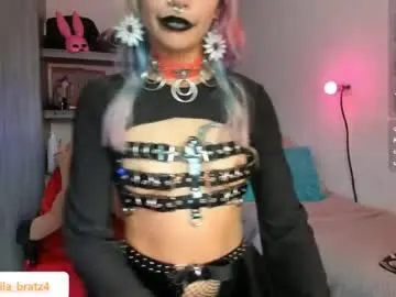 Live Porn with lila_bratz - Chaturbate